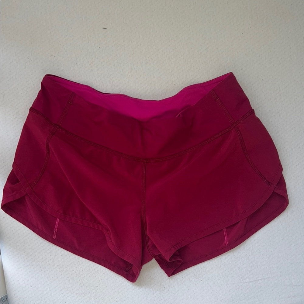 Lululemon size 4 low rise, 2.5” inseam